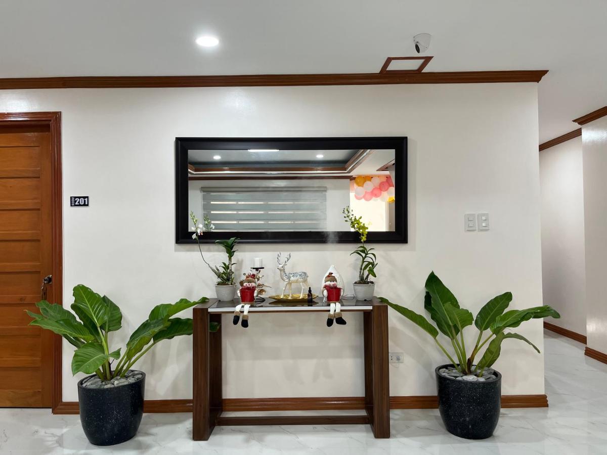 The Legacy Hotel Tayabas Exterior foto